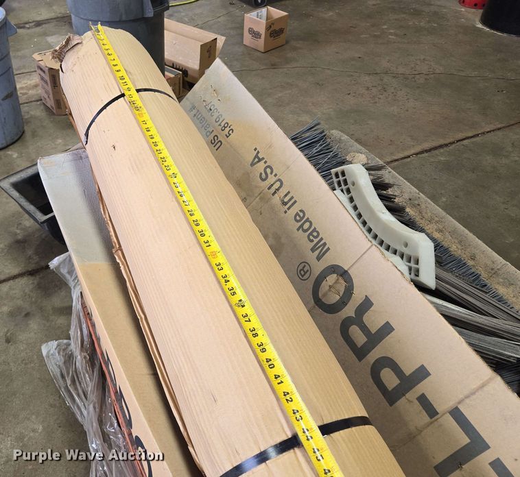 image for item EM7194 Street sweeper parts 