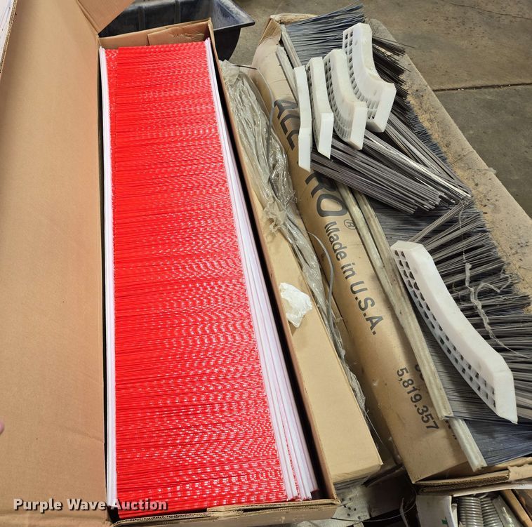 image for item EM7194 Street sweeper parts 