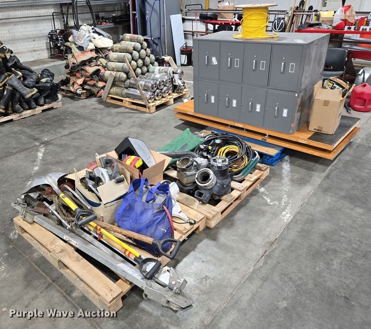 image for item EM7196 Fire fighting equipment 