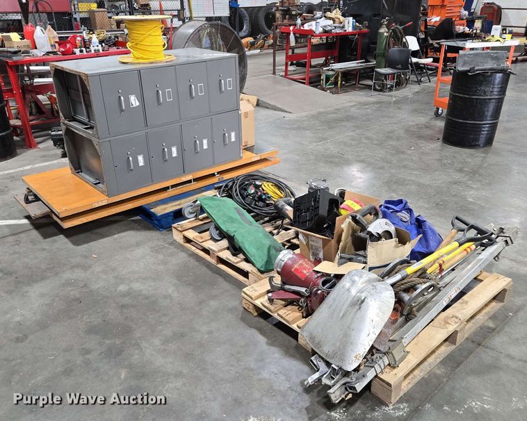 image for item EM7196 Fire fighting equipment 