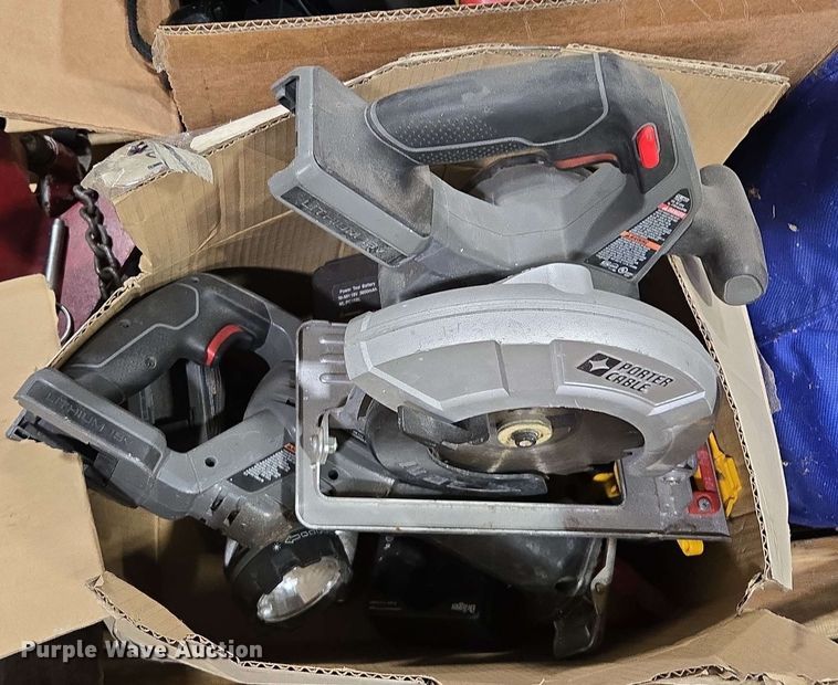 image for item EM7196 Fire fighting equipment 