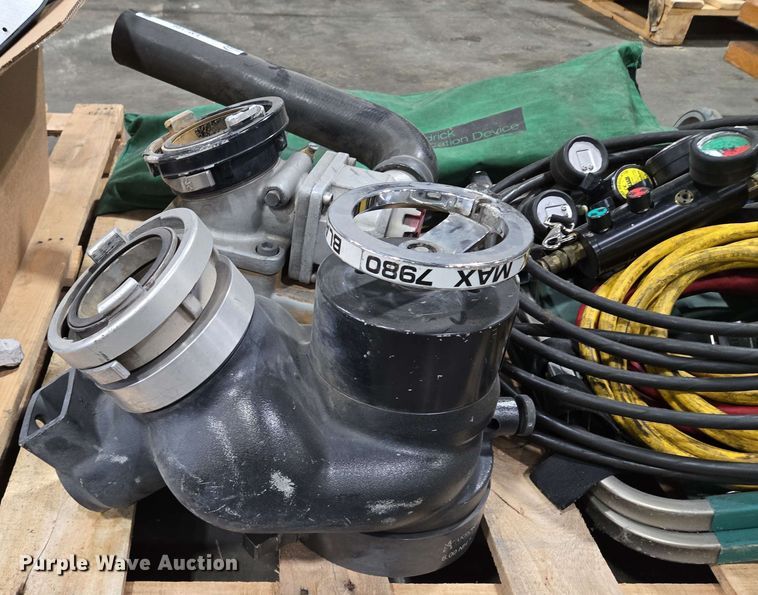 image for item EM7196 Fire fighting equipment 