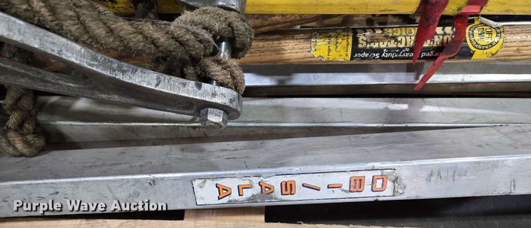 image for item EM7196 Fire fighting equipment 