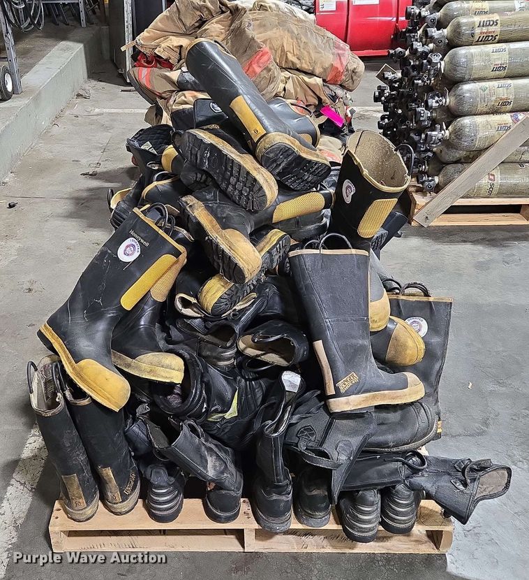 image for item EM7197 Fire fighting equipment