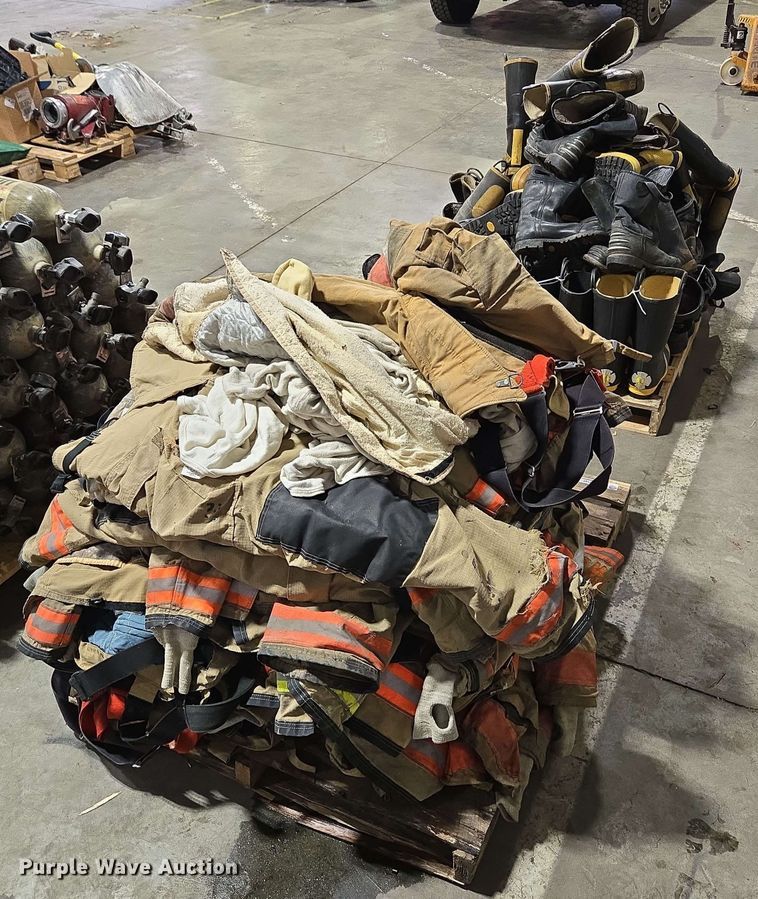 image for item EM7197 Fire fighting equipment