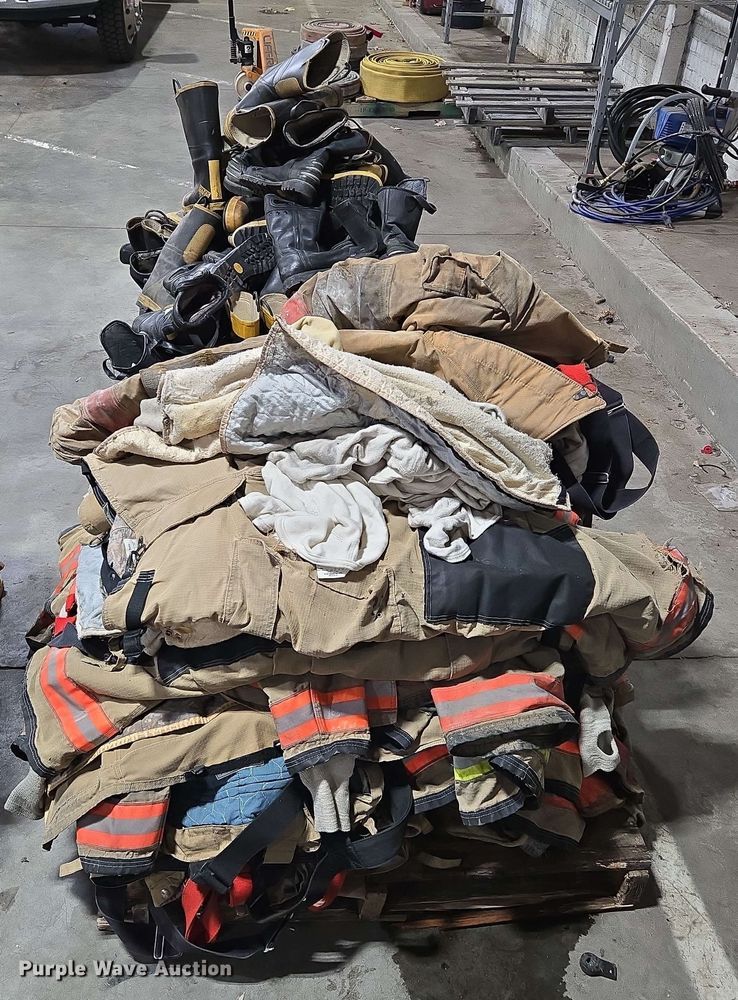 image for item EM7197 Fire fighting equipment