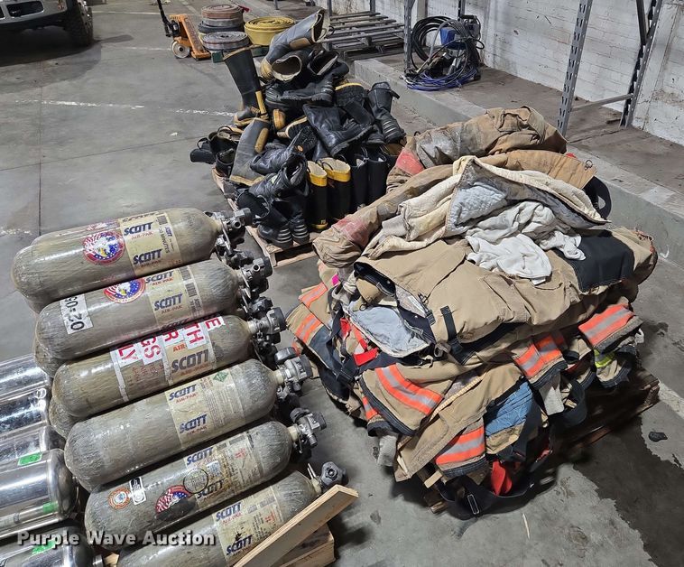 image for item EM7197 Fire fighting equipment