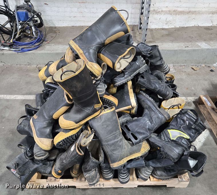 image for item EM7197 Fire fighting equipment