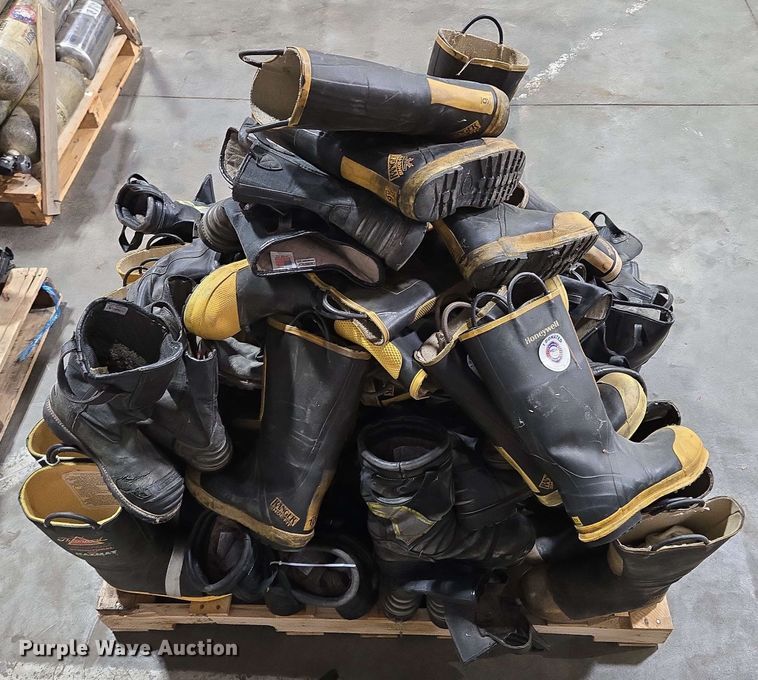 image for item EM7197 Fire fighting equipment