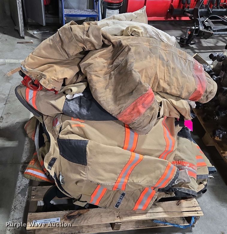 image for item EM7197 Fire fighting equipment