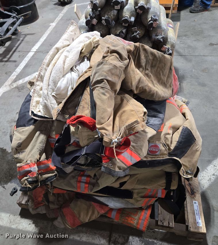 image for item EM7197 Fire fighting equipment