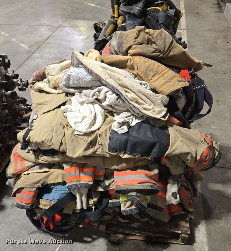 image for item EM7197 Fire fighting equipment