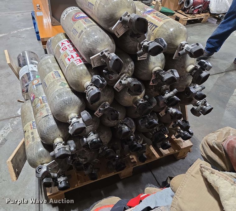 image for item EM7198 Fire fighting equipment