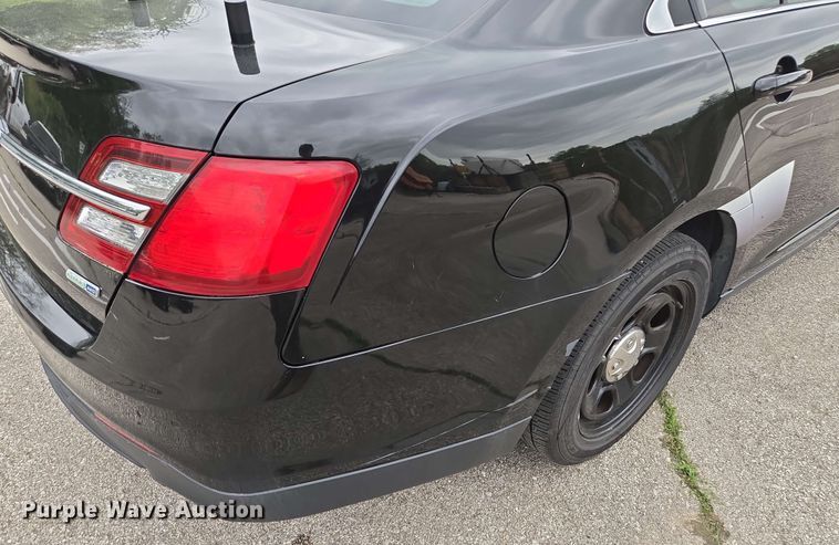 image for item EM7202 2015 Ford  Taurus Police Interceptor 