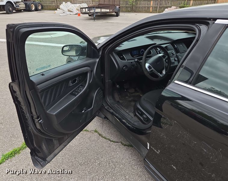 image for item EM7202 2015 Ford  Taurus Police Interceptor 