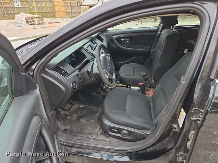 image for item EM7202 2015 Ford  Taurus Police Interceptor 