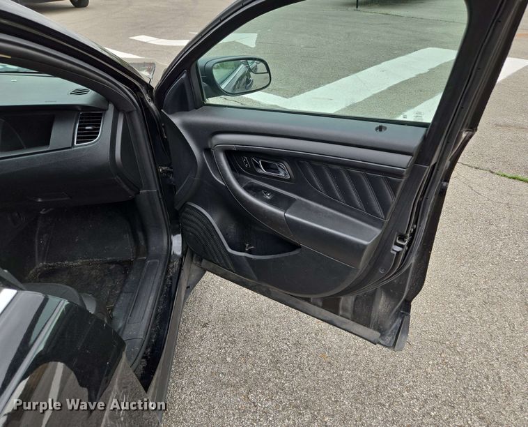 image for item EM7202 2015 Ford  Taurus Police Interceptor 