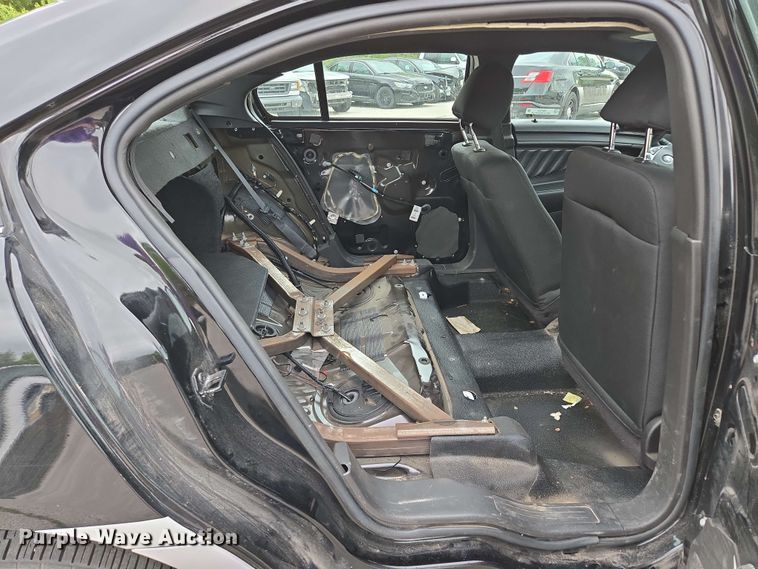 image for item EM7202 2015 Ford  Taurus Police Interceptor 