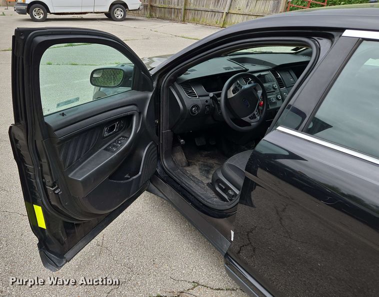 image for item EM7203 2014 Ford  Taurus Police Interceptor  