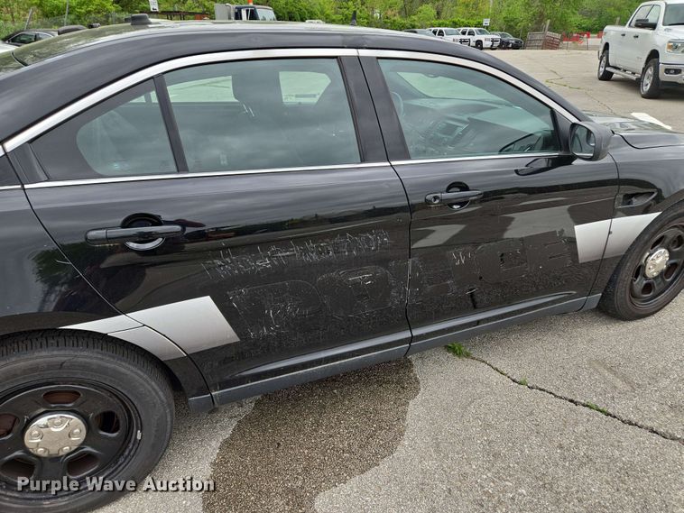 image for item EM7204 2013 Ford  Taurus Police Interceptor 