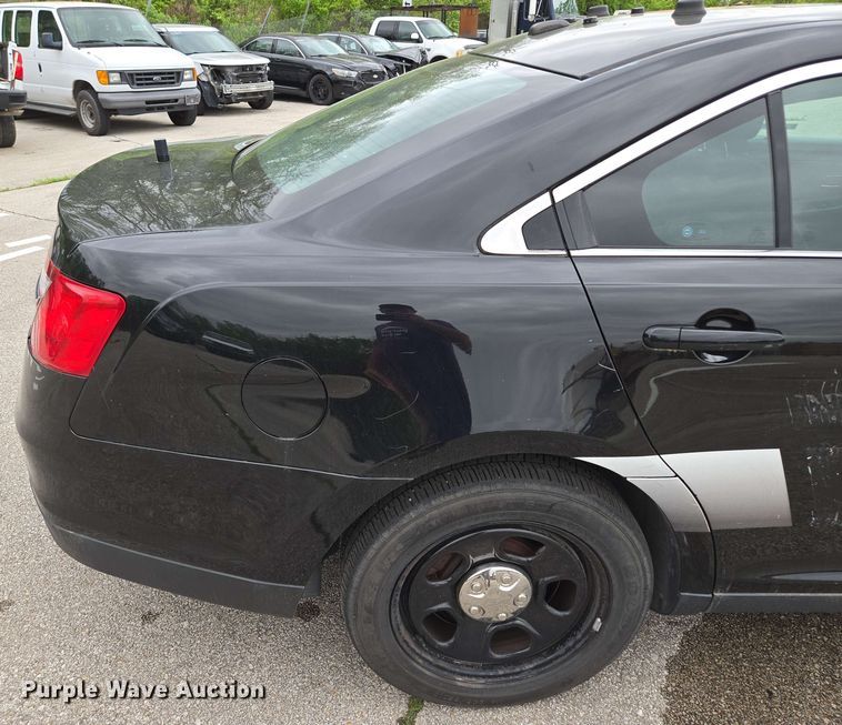 image for item EM7204 2013 Ford  Taurus Police Interceptor 