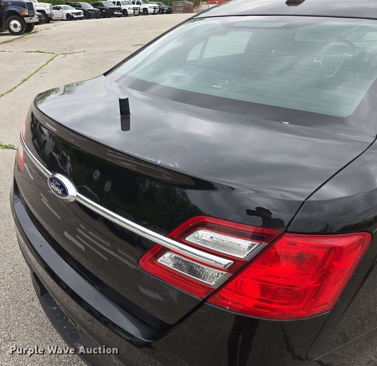 image for item EM7204 2013 Ford  Taurus Police Interceptor 
