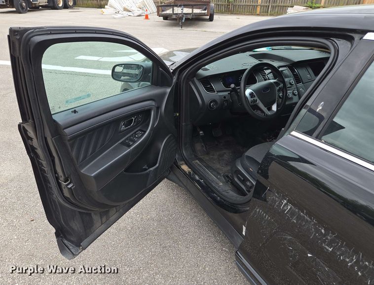 image for item EM7204 2013 Ford  Taurus Police Interceptor 