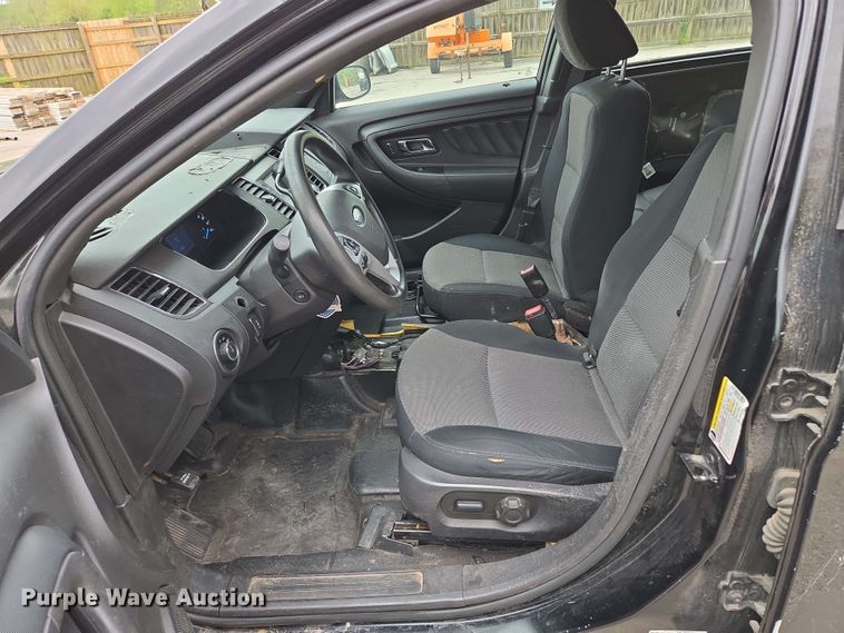 image for item EM7204 2013 Ford  Taurus Police Interceptor 