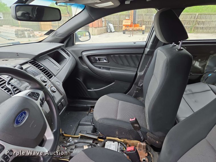 image for item EM7204 2013 Ford  Taurus Police Interceptor 