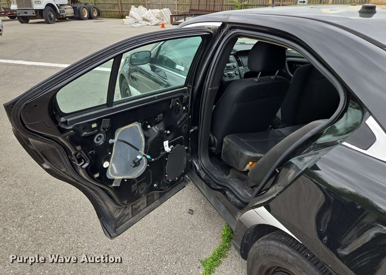 image for item EM7204 2013 Ford  Taurus Police Interceptor 