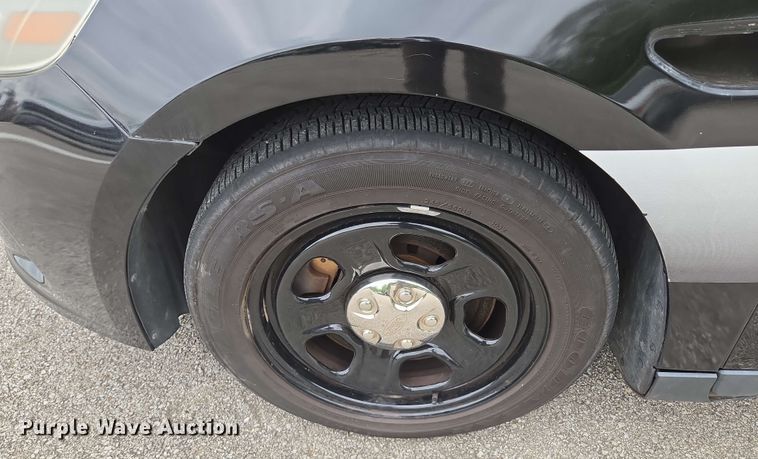 image for item EM7204 2013 Ford  Taurus Police Interceptor 