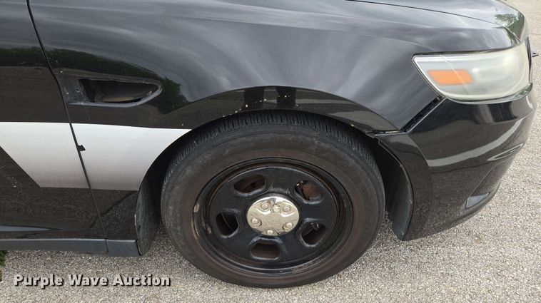 image for item EM7204 2013 Ford  Taurus Police Interceptor 