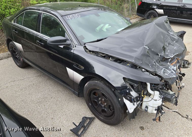 image for item EM7205 2019 Ford  Taurus Police Interceptor 