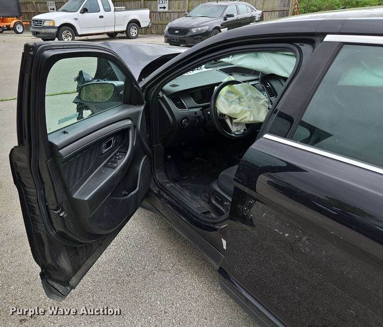 image for item EM7205 2019 Ford  Taurus Police Interceptor 