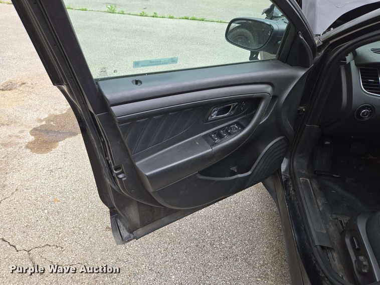 image for item EM7205 2019 Ford  Taurus Police Interceptor 