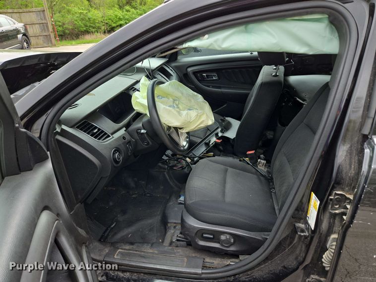 image for item EM7205 2019 Ford  Taurus Police Interceptor 