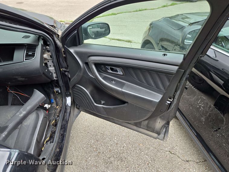 image for item EM7205 2019 Ford  Taurus Police Interceptor 