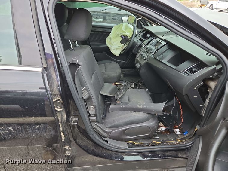 image for item EM7205 2019 Ford  Taurus Police Interceptor 