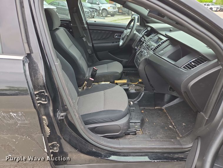 image for item EM7207 2014 Ford  Taurus Police Interceptor 
