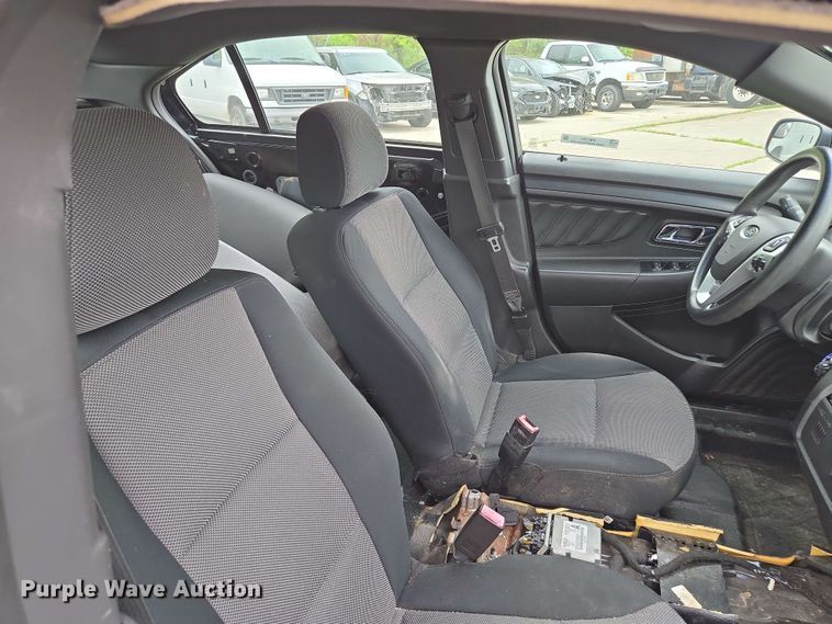 image for item EM7207 2014 Ford  Taurus Police Interceptor 