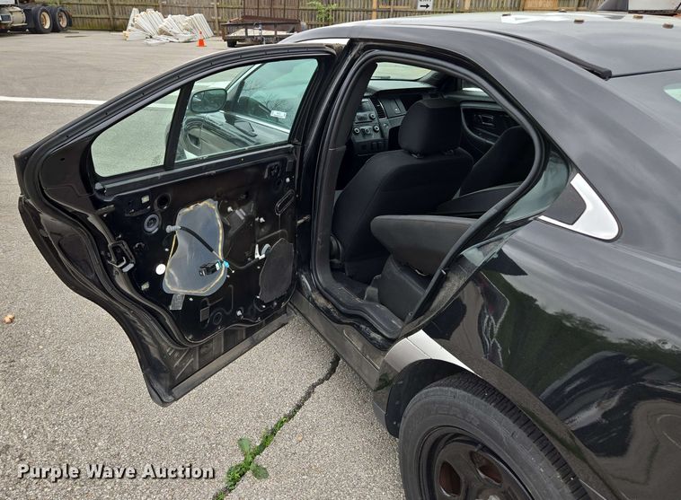 image for item EM7207 2014 Ford  Taurus Police Interceptor 