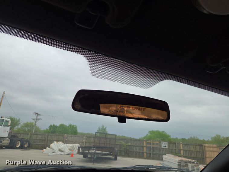 image for item EM7208 2011 Ford  Crown Victoria Police Interceptor 