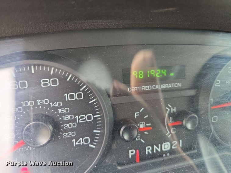 image for item EM7208 2011 Ford  Crown Victoria Police Interceptor 