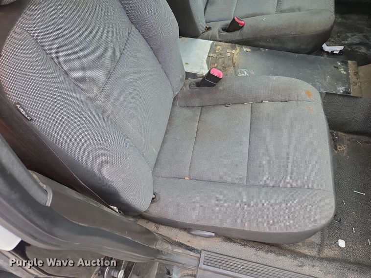 image for item EM7208 2011 Ford  Crown Victoria Police Interceptor 