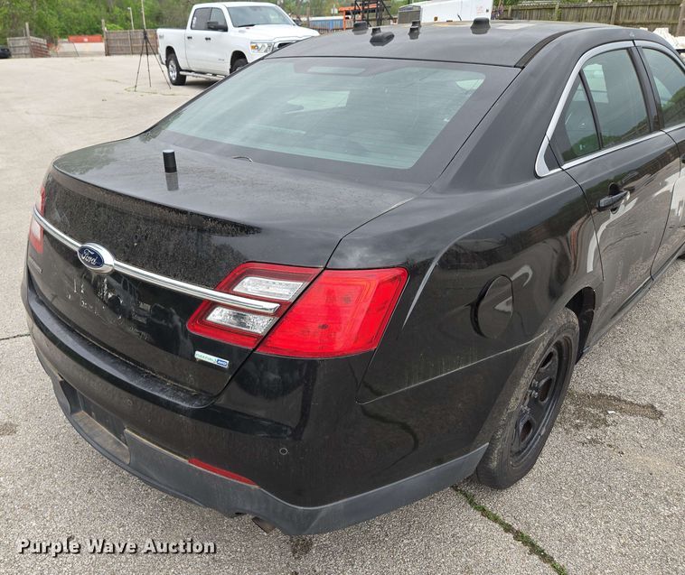 image for item EM7210 2013 Ford  Taurus Police Interceptor 