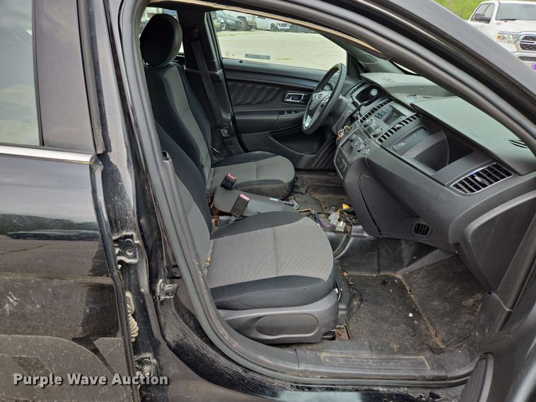 image for item EM7210 2013 Ford  Taurus Police Interceptor 