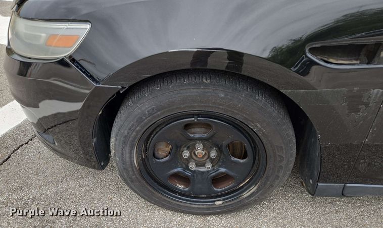 image for item EM7210 2013 Ford  Taurus Police Interceptor 