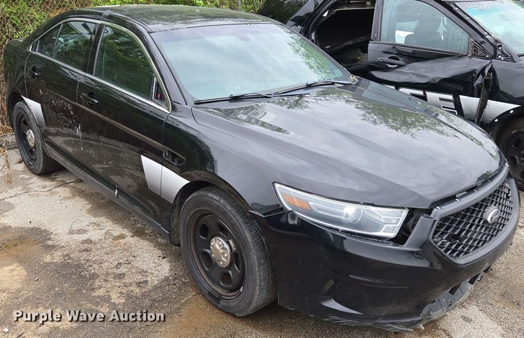 image for item EM7214 2017 Ford  Taurus Police Interceptor 