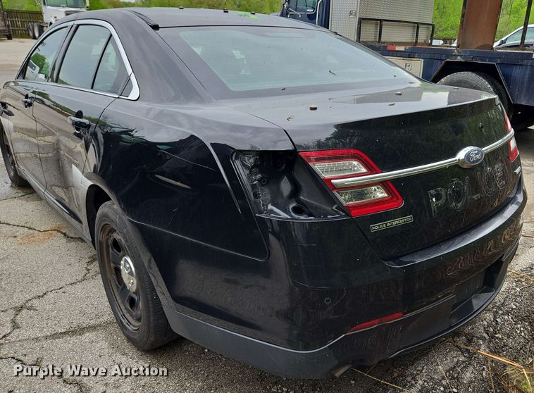 image for item EM7214 2017 Ford  Taurus Police Interceptor 