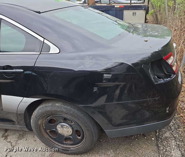 image for item EM7214 2017 Ford  Taurus Police Interceptor 